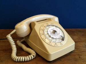 Λειτουργικό Εκρού Vintage Τηλέφωνο ΜATRA Γαλλίας